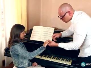 Lapės di pianinas pamoka hd seksas filmas filma - spankbang 2