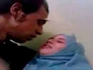 Amateur dubai lüstern hijab schulmädchen gefickt bei zuhause - desiscandal.xyz